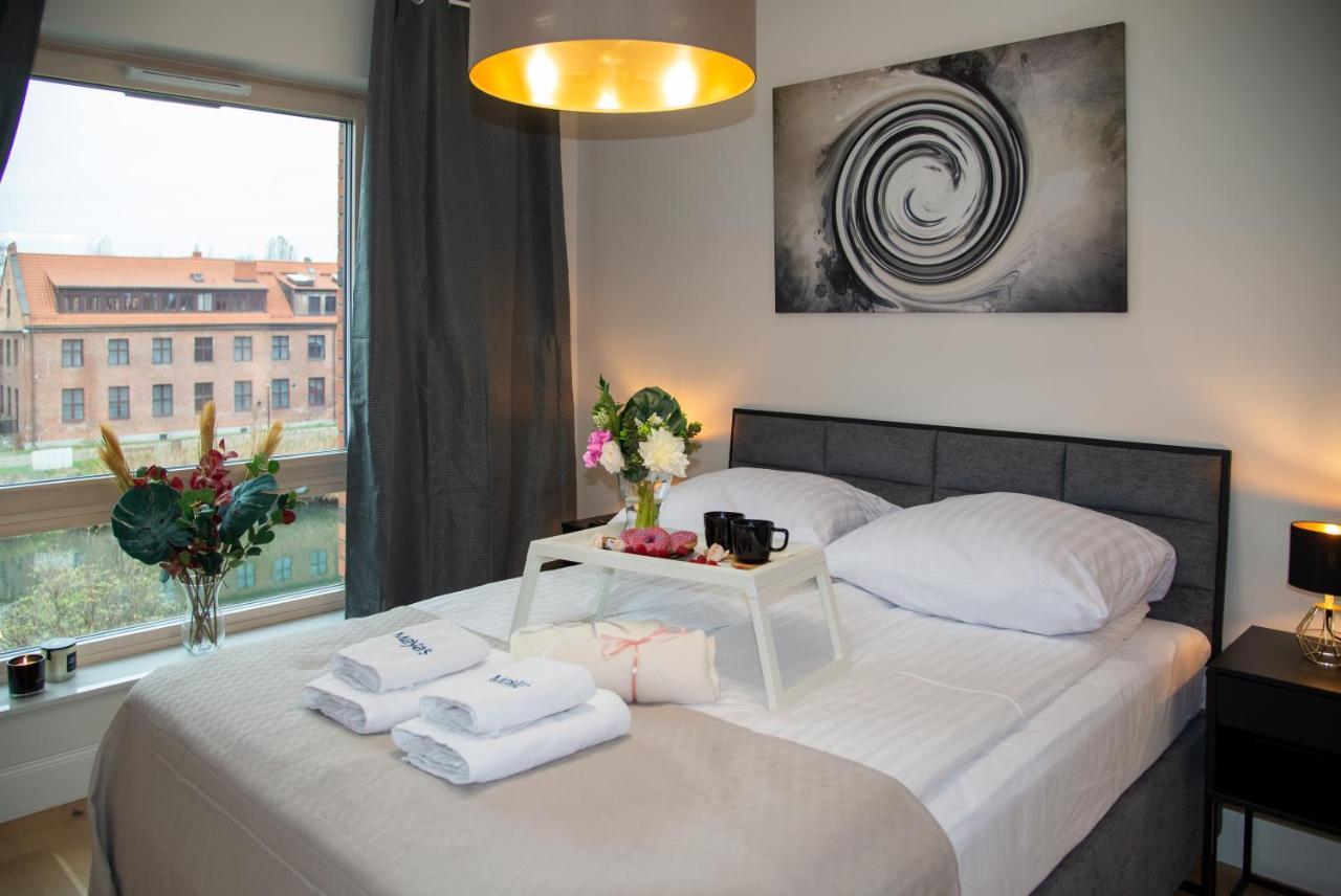 Maya'S Flats & Resorts - River View กดัญสก์ ภายนอก รูปภาพ